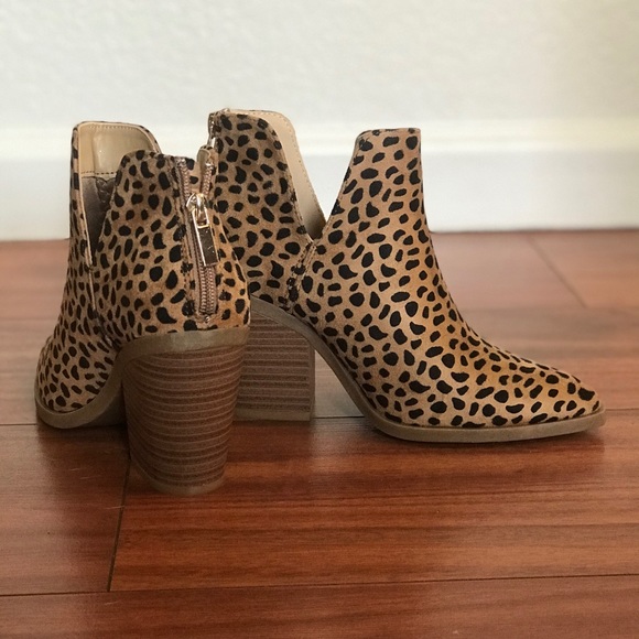 🖤Cheetah print booties 🖤 - Picture 4 of 7